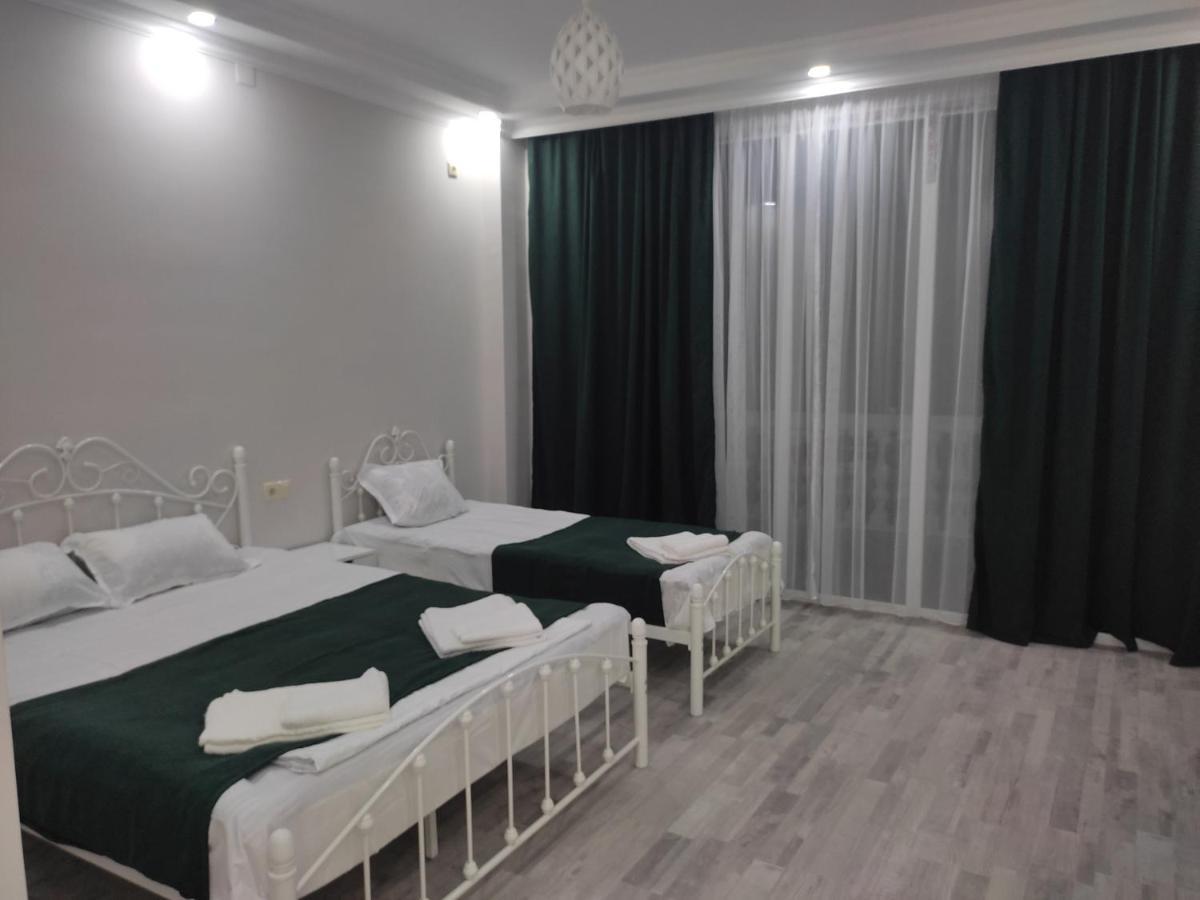 Geno Guest House Kvariati Exterior photo