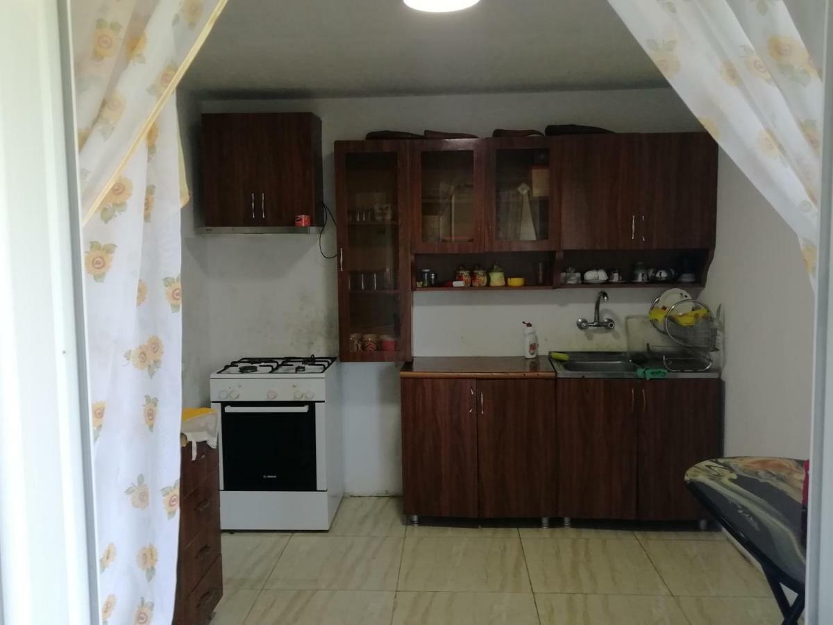 Geno Guest House Kvariati Exterior photo