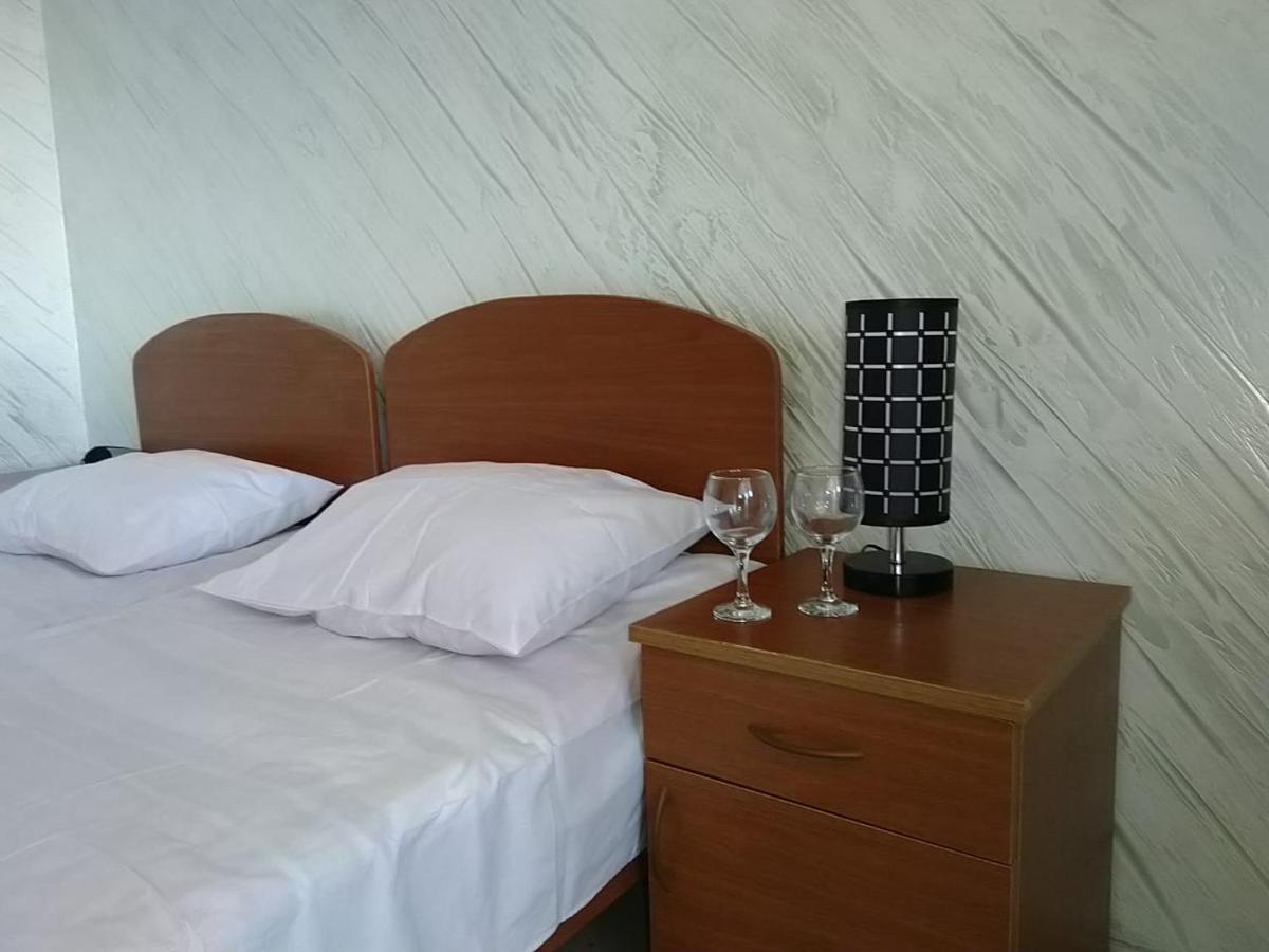 Geno Guest House Kvariati Exterior photo