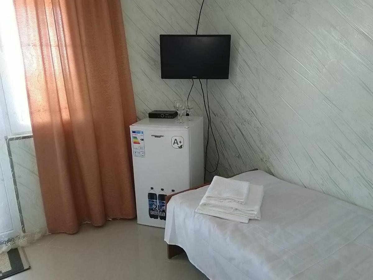 Geno Guest House Kvariati Exterior photo